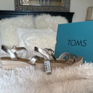 TOMS Women's Gold Sandals